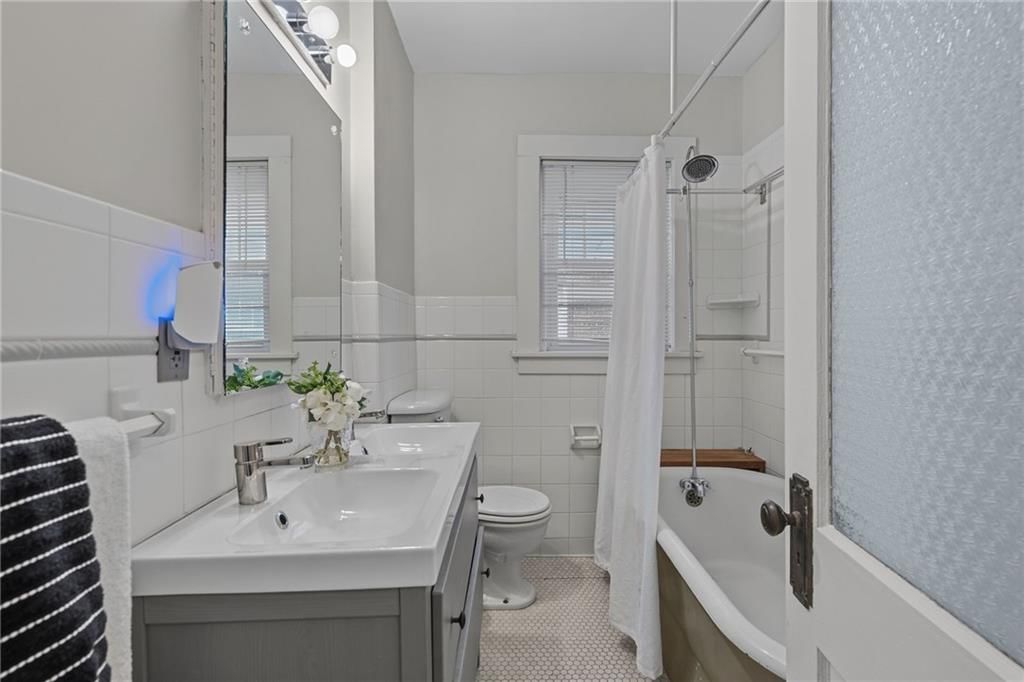 4434 J C Nichols Parkway — photo 19