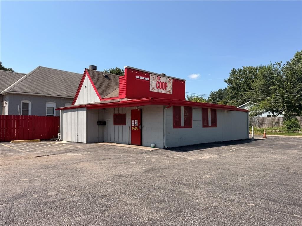 1200 Osage Street — photo 1