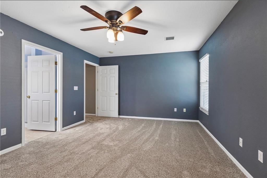 931 NE Devon Drive — photo 14