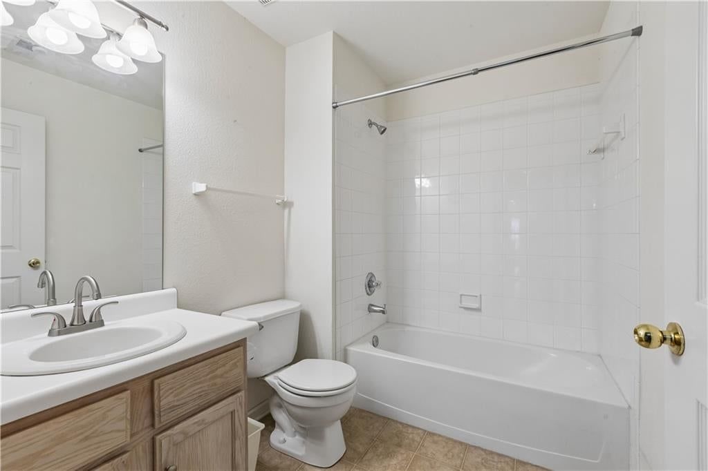 931 NE Devon Drive — photo 18