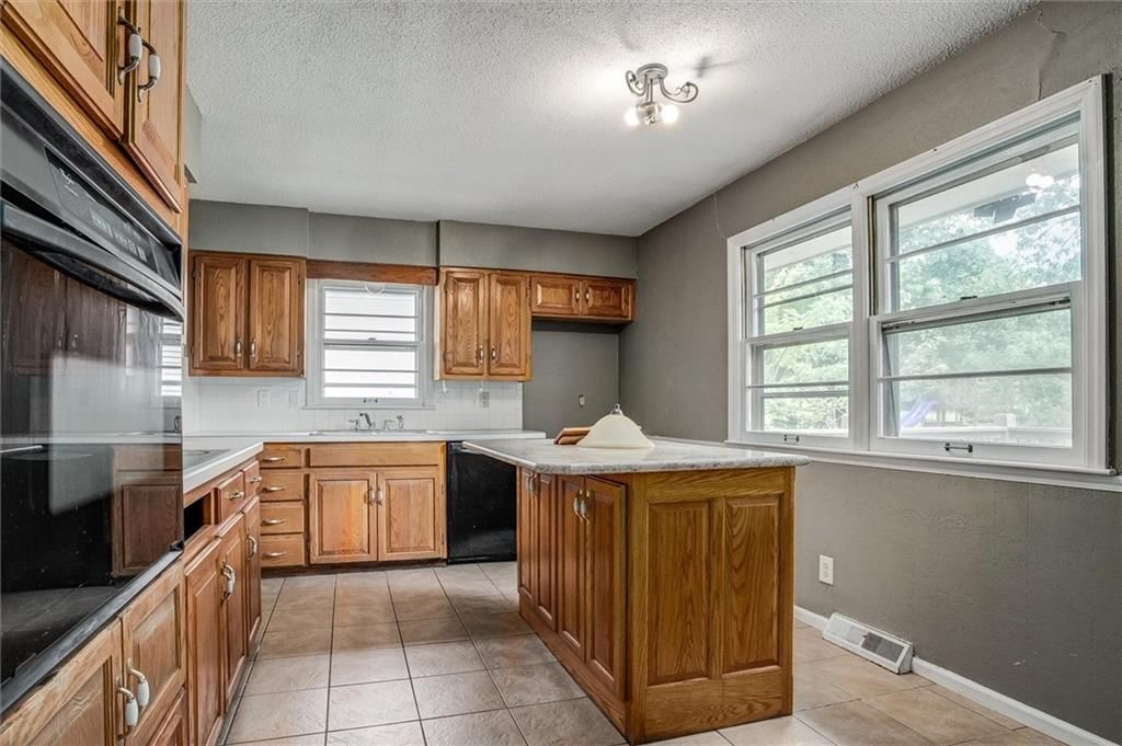 12837 Sycamore Avenue — photo 12