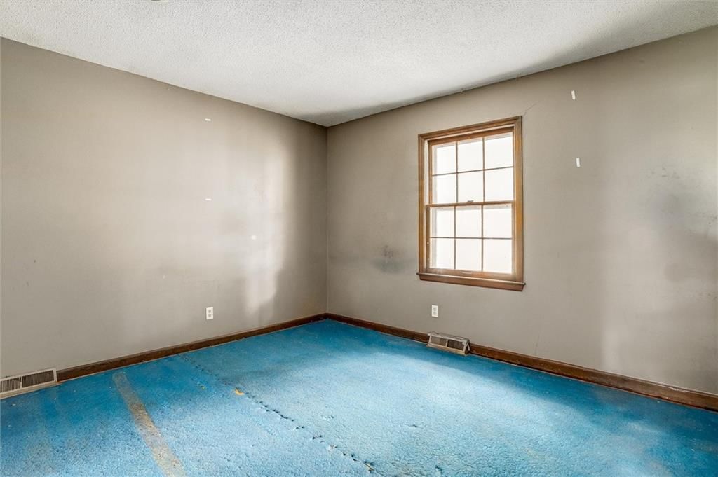 12837 Sycamore Avenue — photo 19