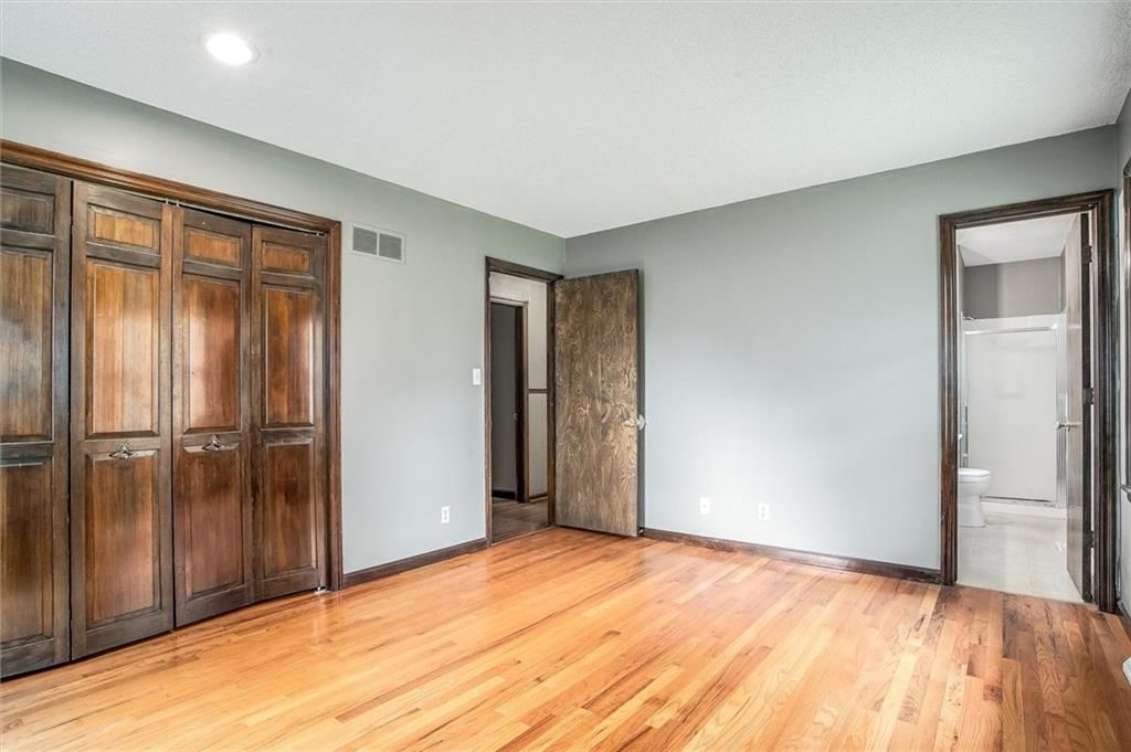 12837 Sycamore Avenue — photo 22