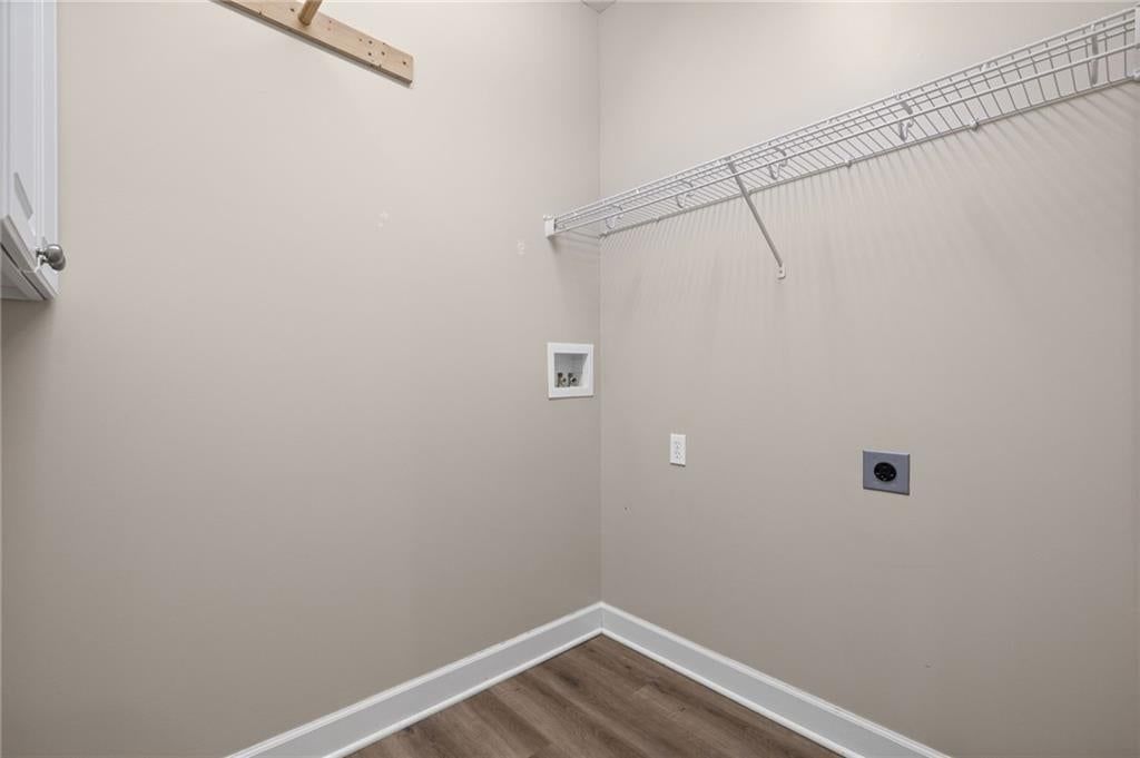 7108 Aminda Street — photo 22