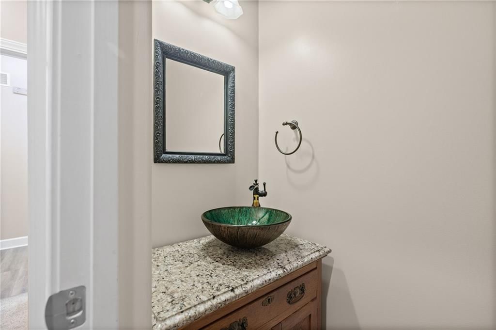 7108 Aminda Street — photo 23
