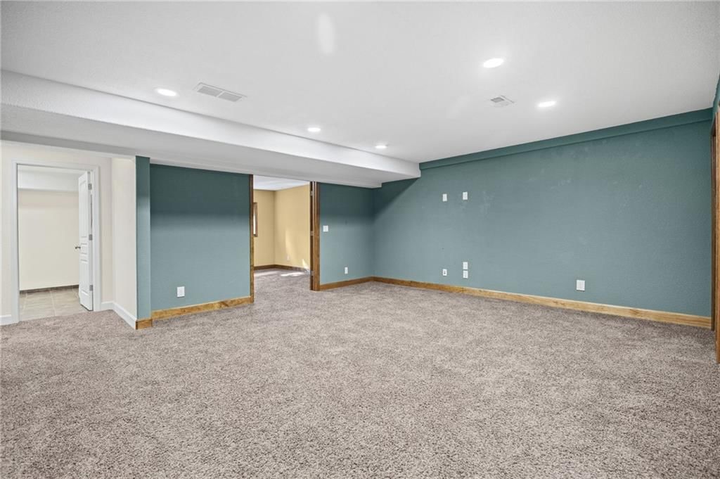 7108 Aminda Street — photo 40