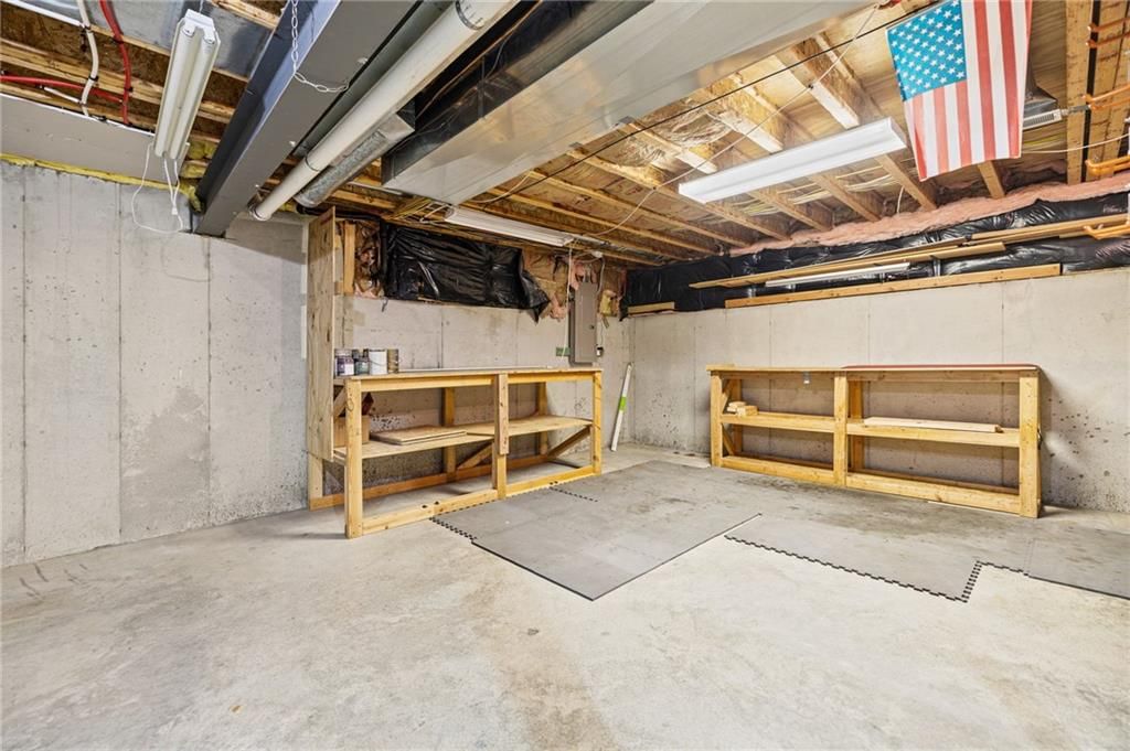 7108 Aminda Street — photo 47