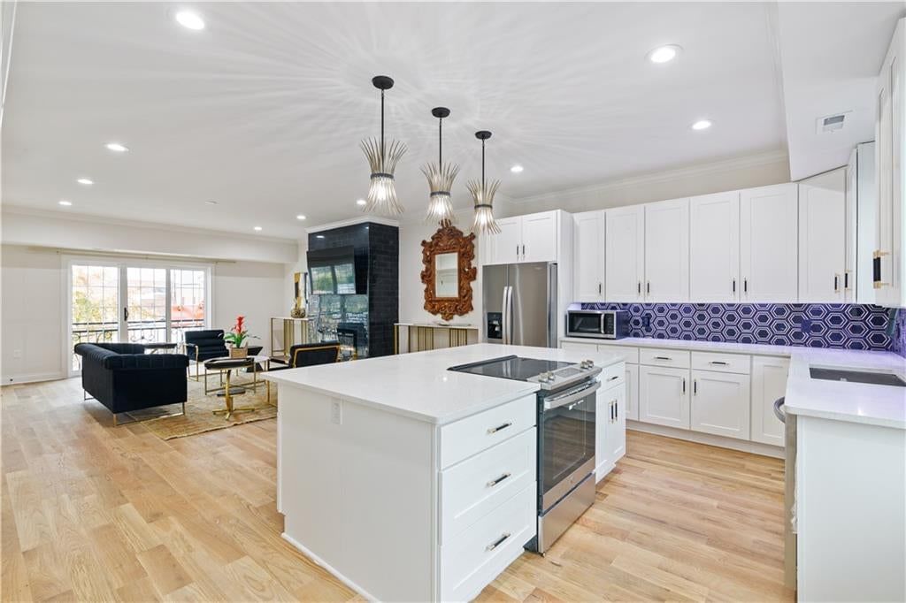 511 Campbell Street — photo 18