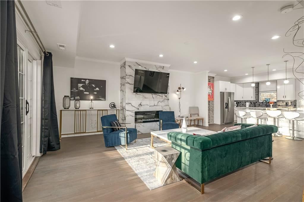 511 Campbell Street — photo 24