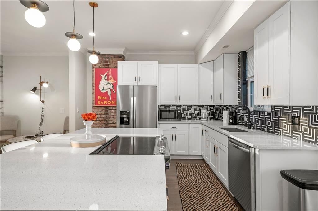 511 Campbell Street — photo 29