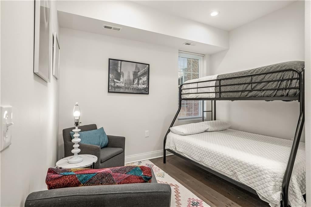 511 Campbell Street — photo 31
