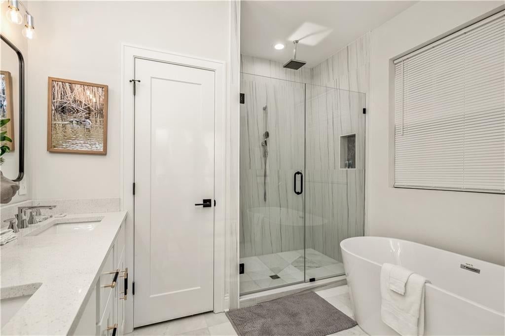 511 Campbell Street — photo 34