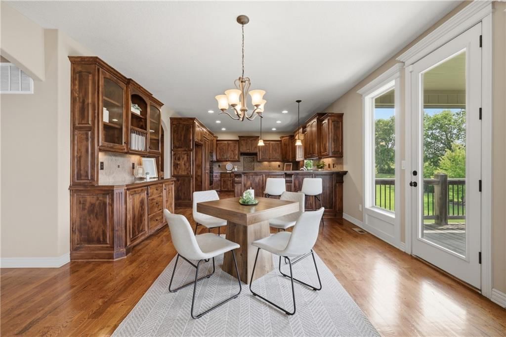 Photo 12 of 50 - 4229 S White Sands Court, Independence, MO 64015