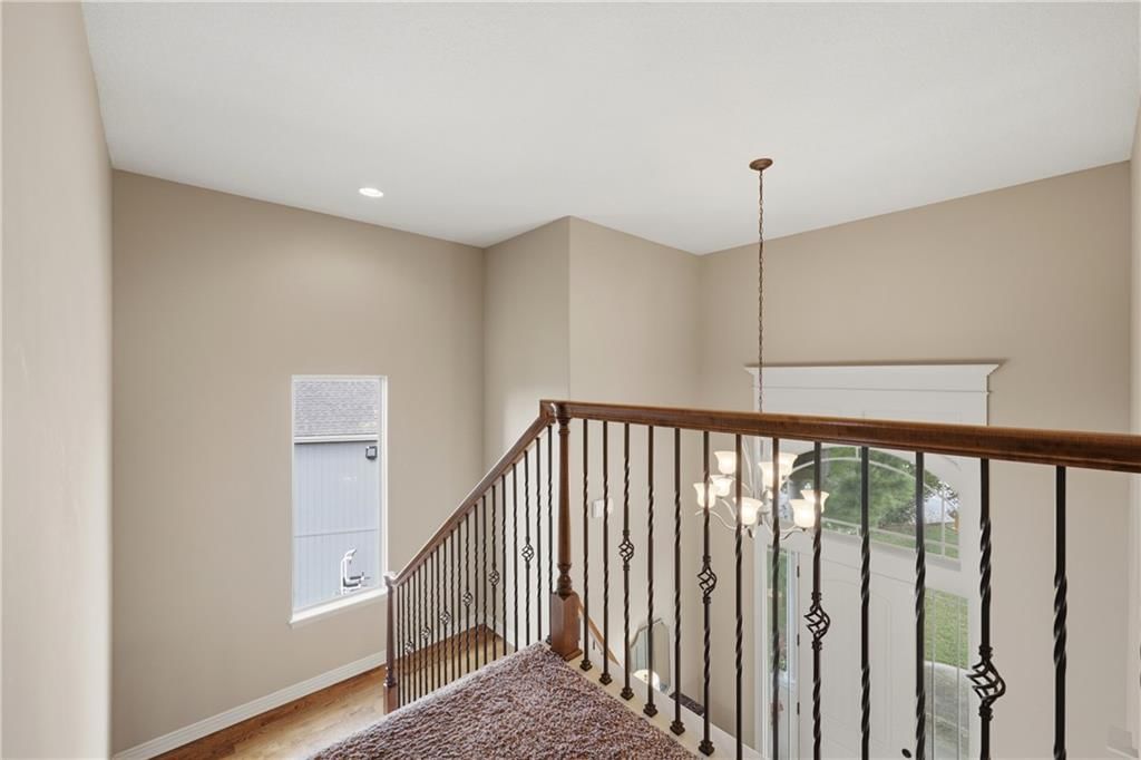 Photo 19 of 50 - 4229 S White Sands Court, Independence, MO 64015
