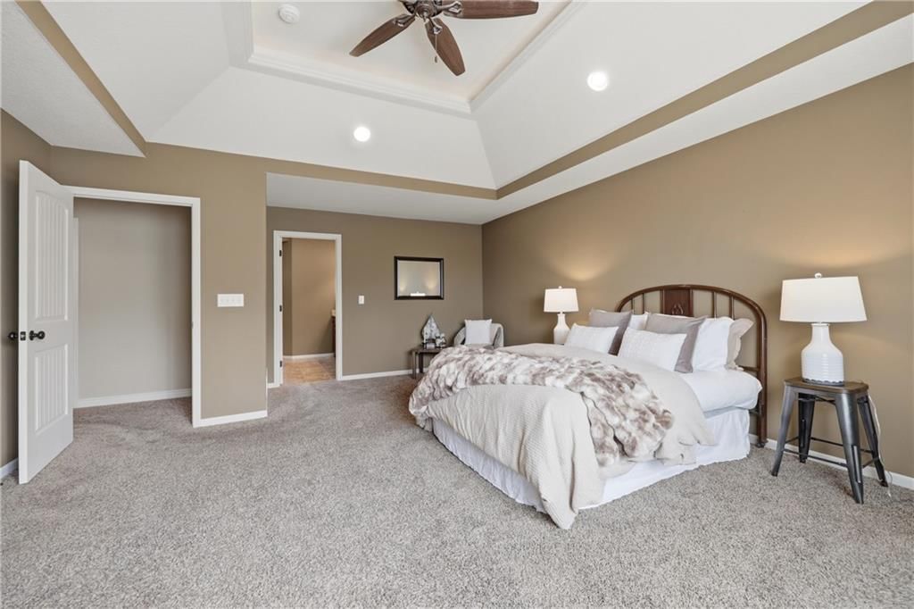 Photo 22 of 50 - 4229 S White Sands Court, Independence, MO 64015