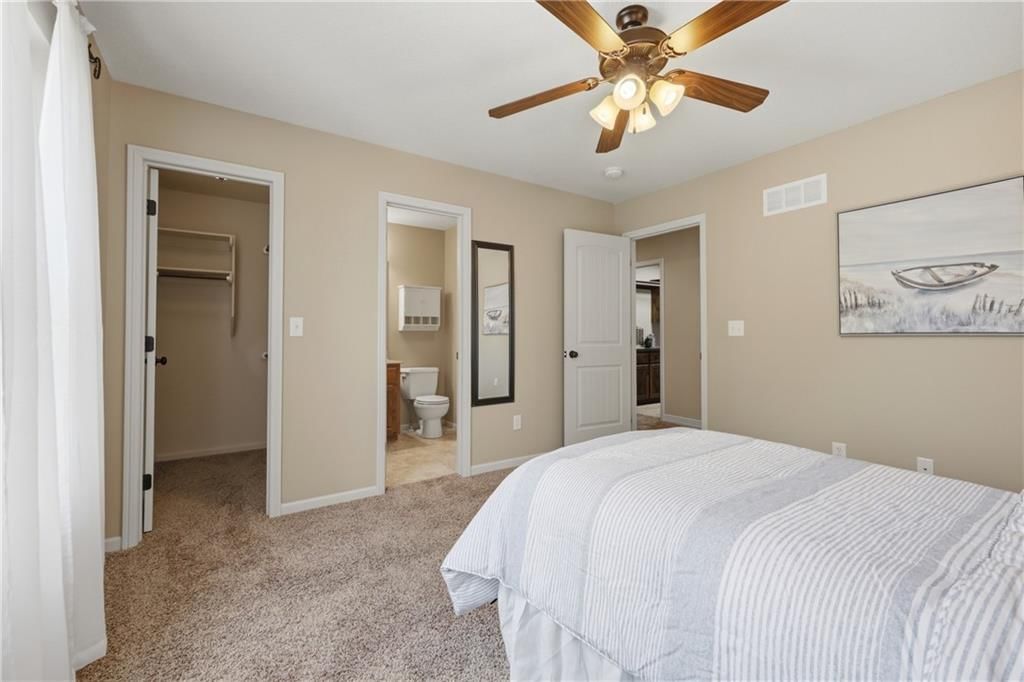 Photo 35 of 50 - 4229 S White Sands Court, Independence, MO 64015