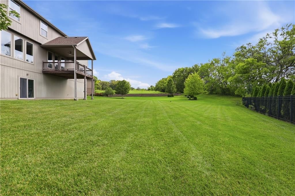 Photo 38 of 50 - 4229 S White Sands Court, Independence, MO 64015