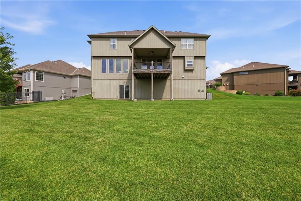 Photo 39 of 50 - 4229 S White Sands Court, Independence, MO 64015