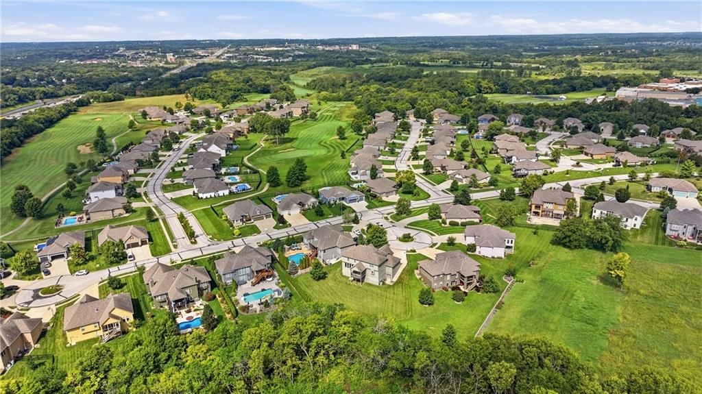 Photo 40 of 50 - 4229 S White Sands Court, Independence, MO 64015