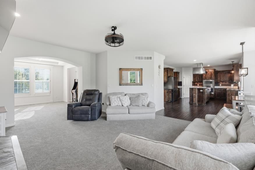 2298 W Hazelwood Street — photo 7