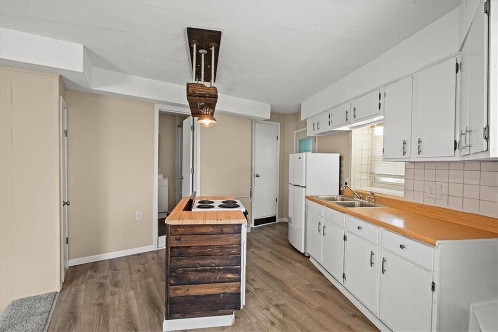 Photo 9 of 28 - 4011 - 4013 N Jackson Avenue, Kansas City, MO 64117