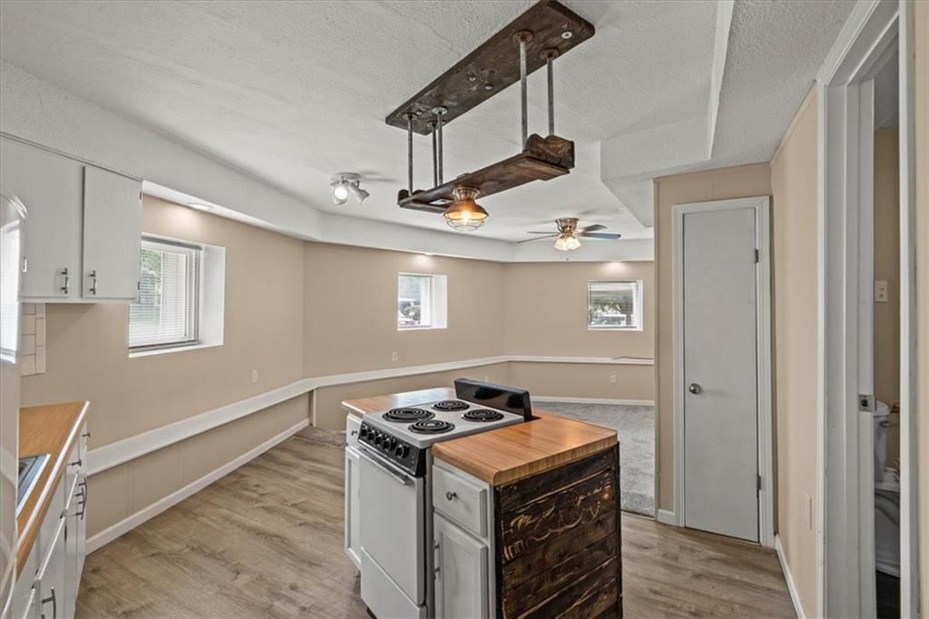 Photo 10 of 28 - 4011 - 4013 N Jackson Avenue, Kansas City, MO 64117