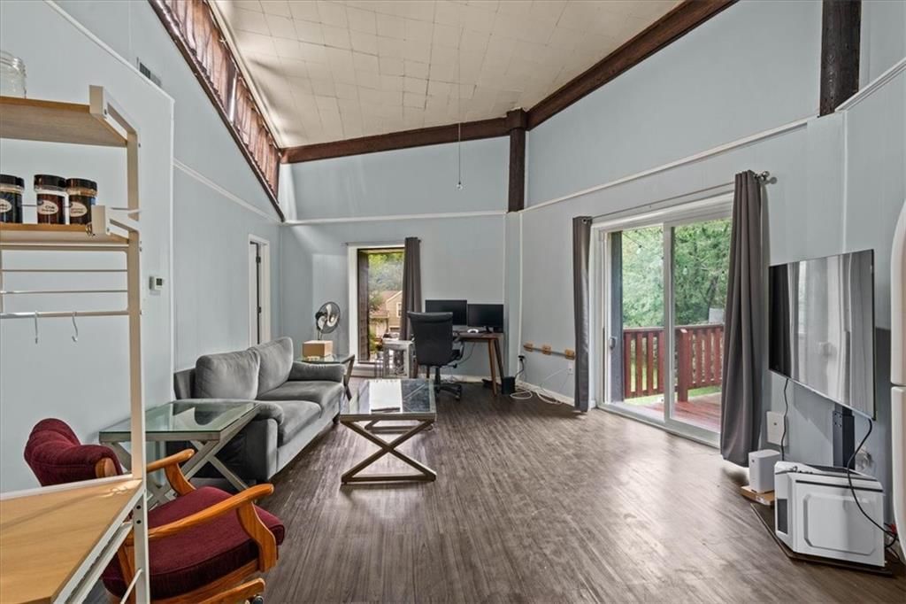 Photo 19 of 28 - 4011 - 4013 N Jackson Avenue, Kansas City, MO 64117