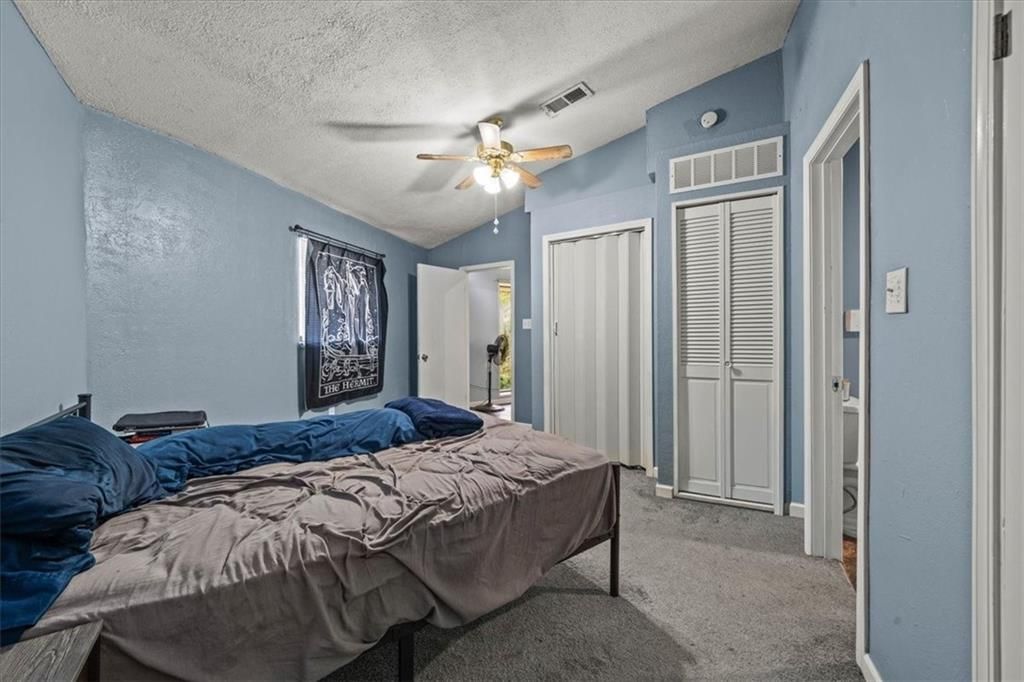 Photo 24 of 28 - 4011 - 4013 N Jackson Avenue, Kansas City, MO 64117