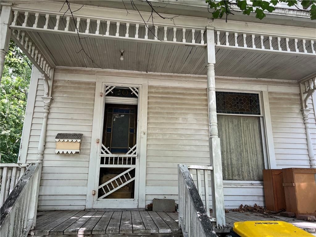 1207 W Chestnut Street — photo 16