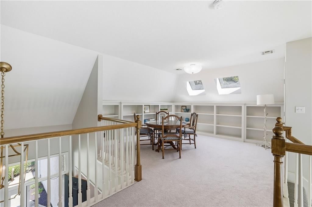 5649 NE Northgate Crossing — photo 39