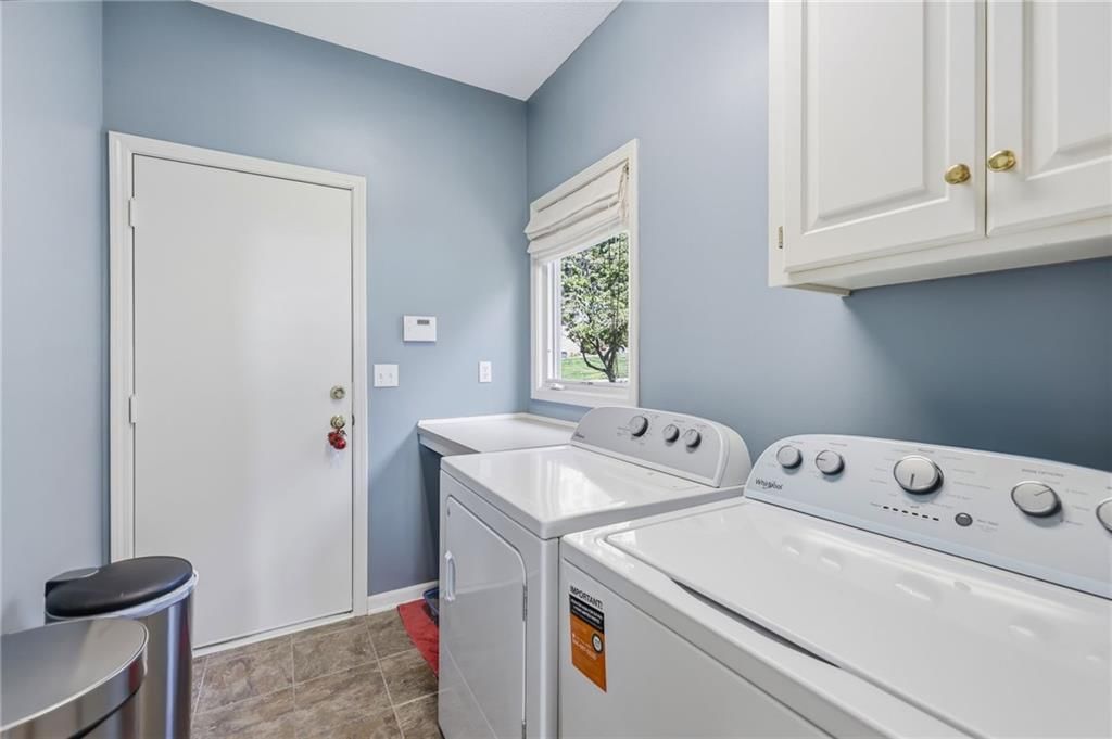 5649 NE Northgate Crossing — photo 40