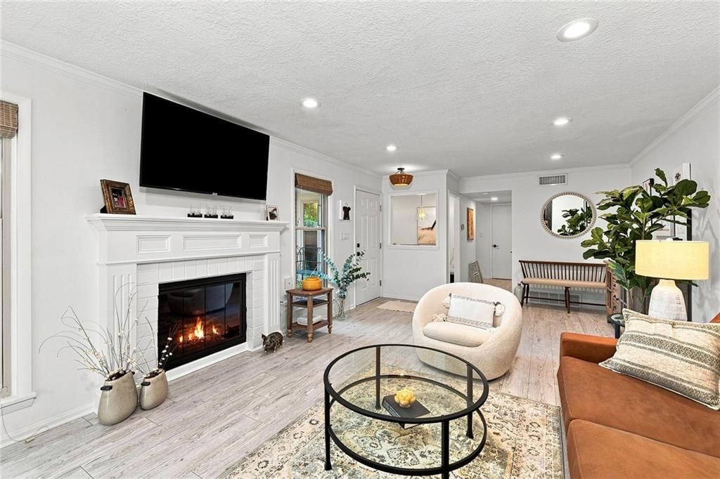 6244 Rosewood Street — photo 5