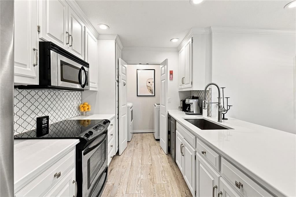 6244 Rosewood Street — photo 17