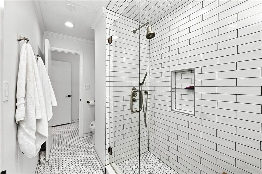 6244 Rosewood Street — photo 26