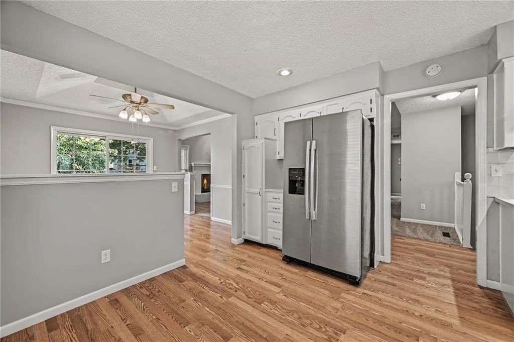 107 NW Leann Drive — photo 13