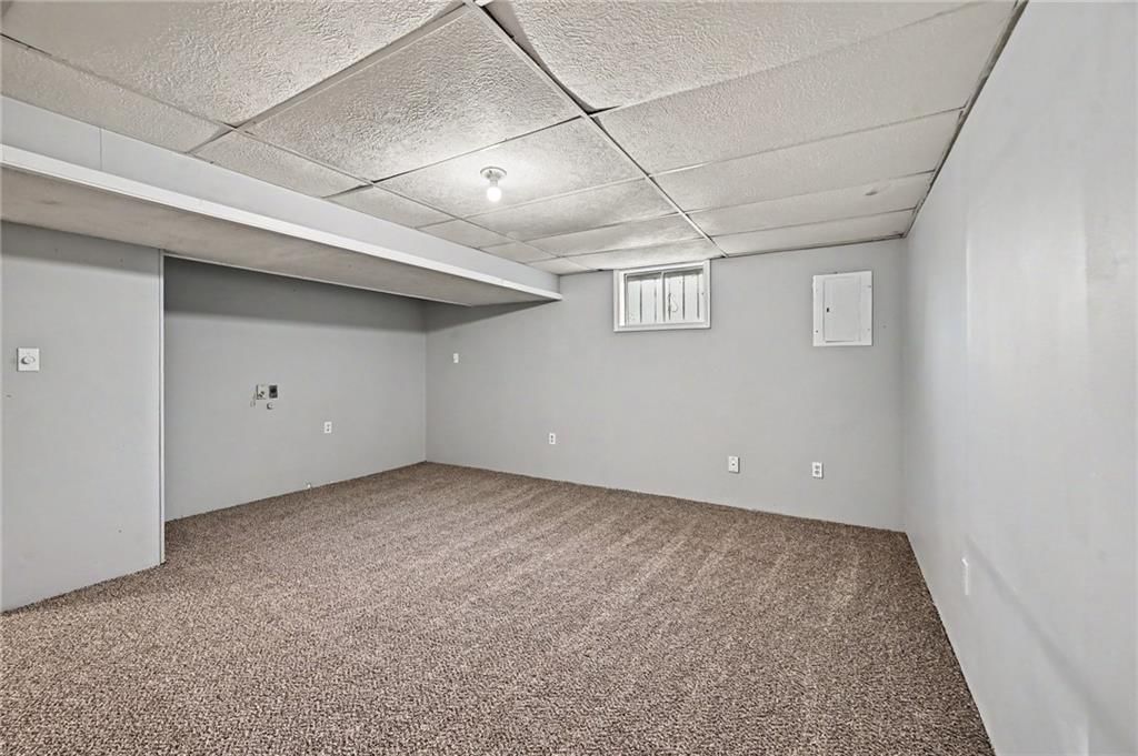 107 NW Leann Drive — photo 24