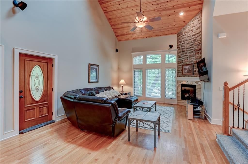 4108 NW 73rd Street — photo 15