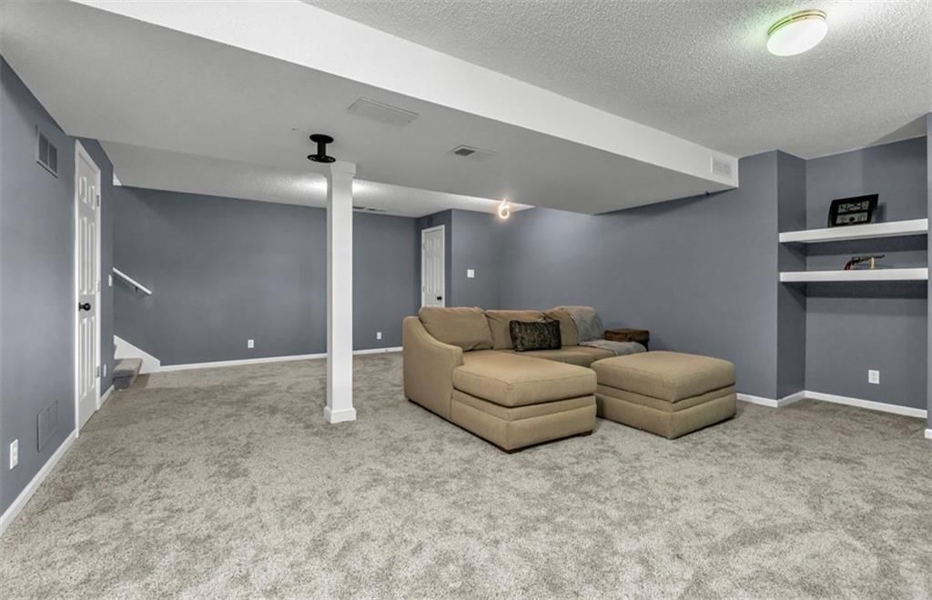 16612 W 154 Street — photo 16