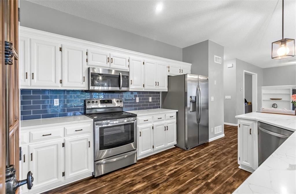 16612 W 154 Street — photo 29