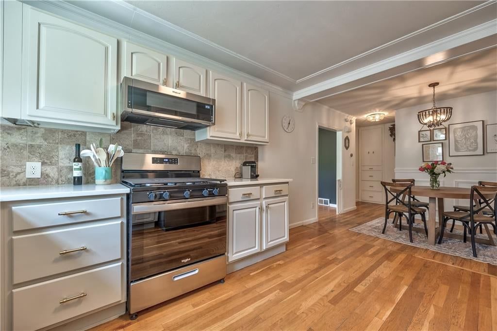 5531 REEDS Road — photo 8
