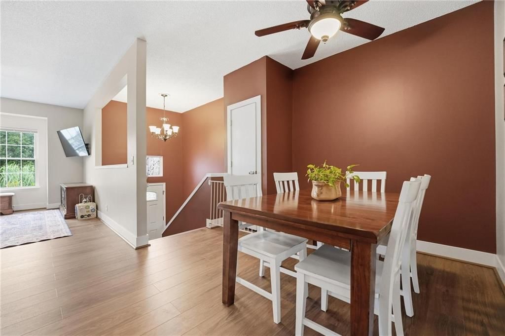 549 S Woodson Lane — photo 10