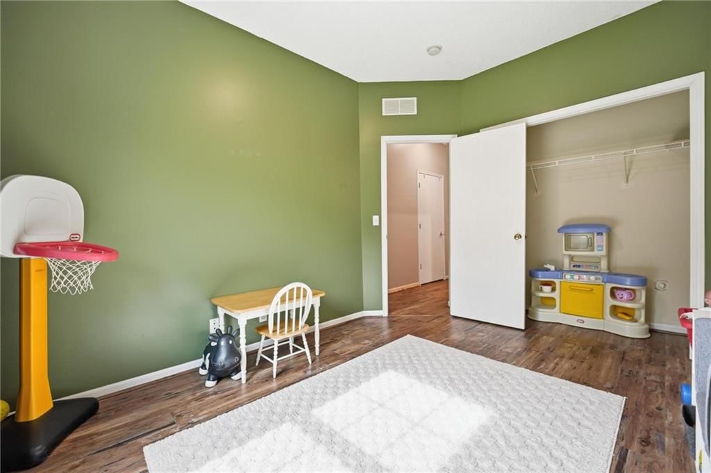 549 S Woodson Lane — photo 21
