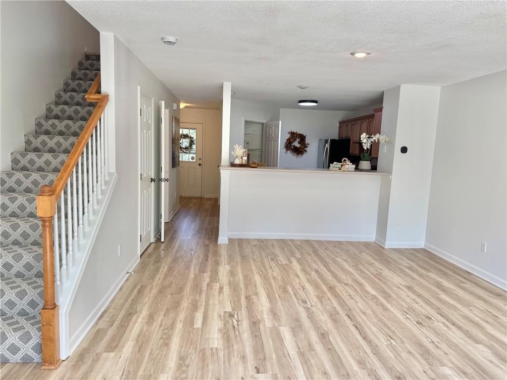 Photo 18 of 36 - 5402 N Fairmount Avenue, Kansas City, MO 64118
