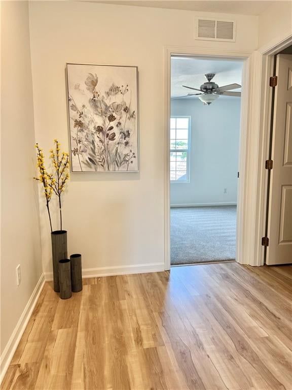 Photo 21 of 36 - 5402 N Fairmount Avenue, Kansas City, MO 64118