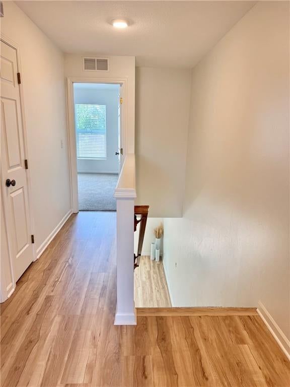 Photo 22 of 36 - 5402 N Fairmount Avenue, Kansas City, MO 64118