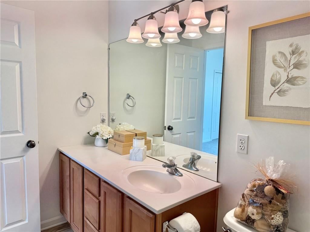 Photo 26 of 36 - 5402 N Fairmount Avenue, Kansas City, MO 64118