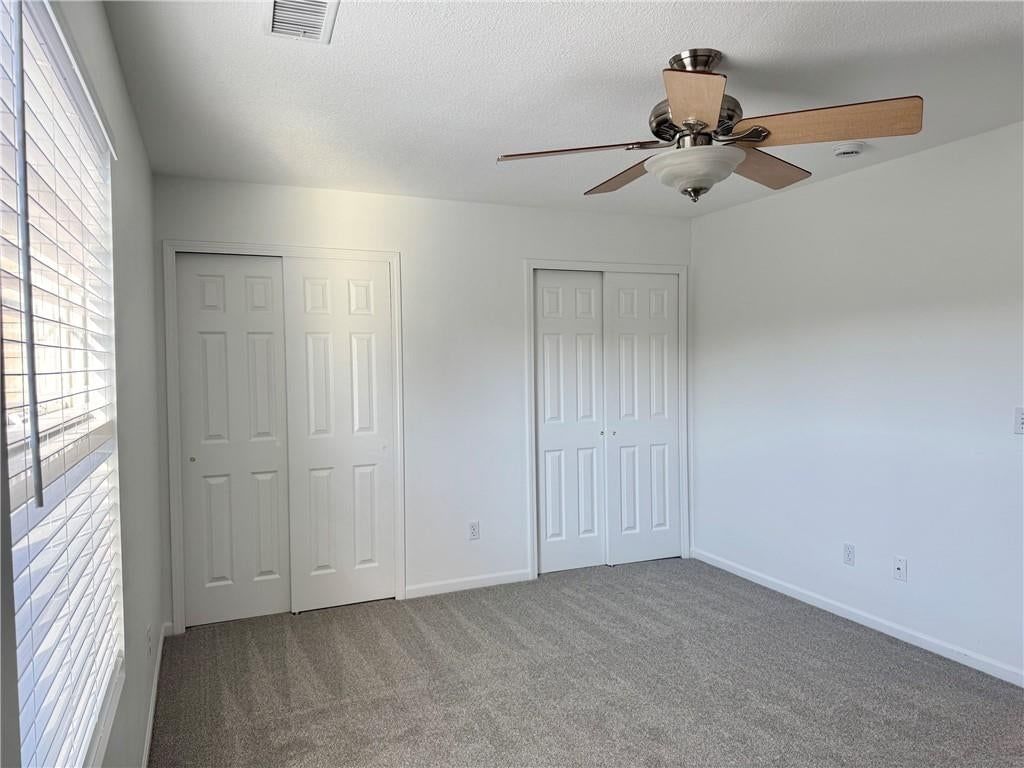 Photo 28 of 36 - 5402 N Fairmount Avenue, Kansas City, MO 64118