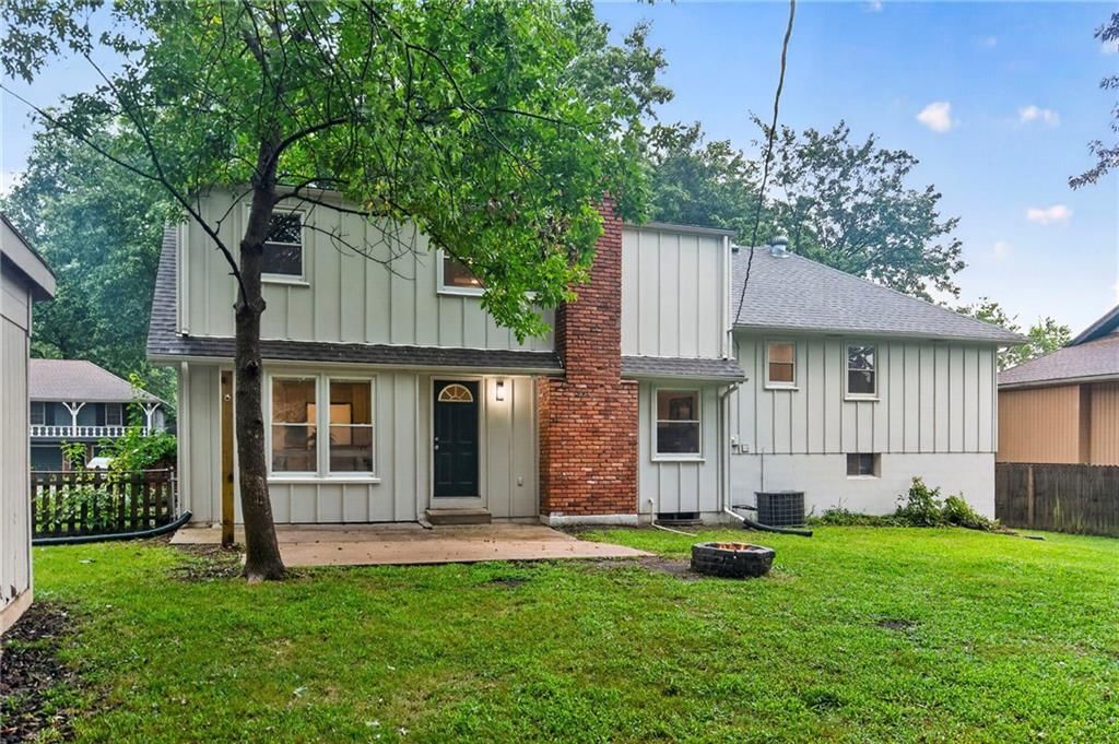 12918 Sycamore Avenue — photo 29