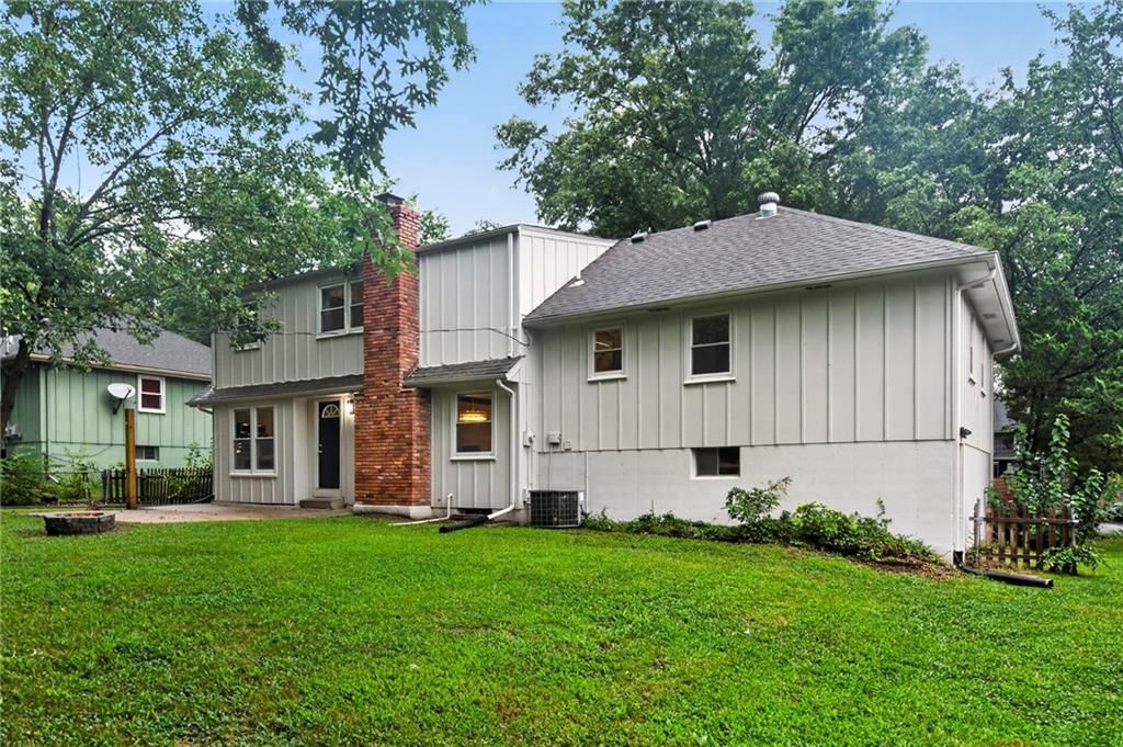 12918 Sycamore Avenue — photo 30