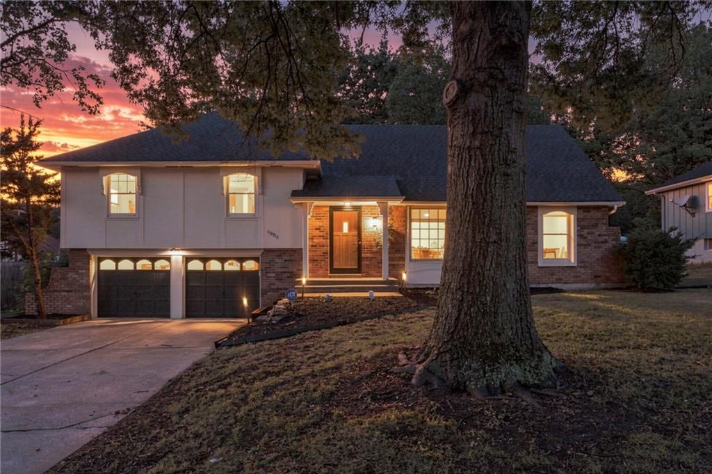 12918 Sycamore Avenue — photo 33